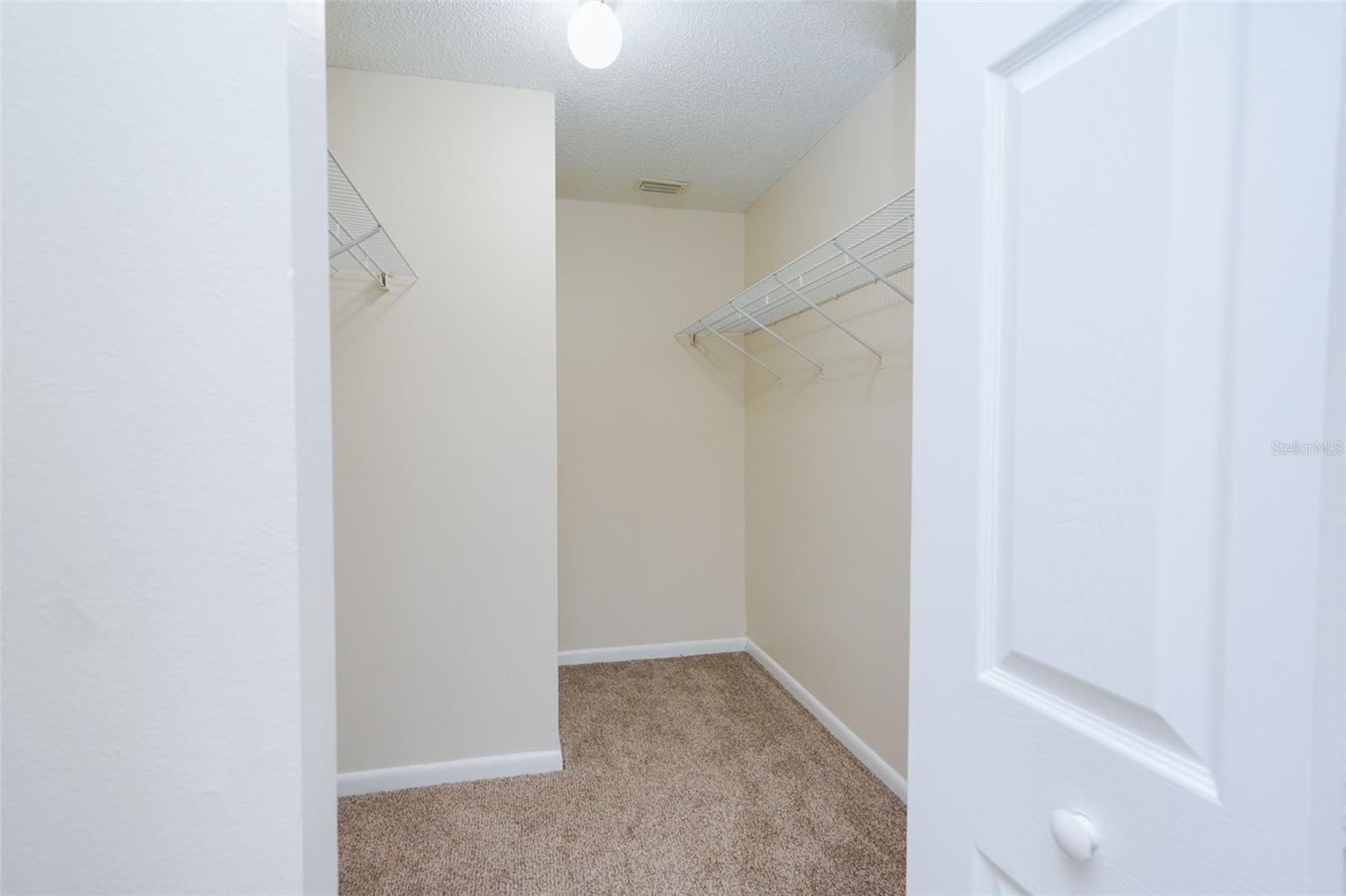 PINE GROVE CONDO AT BLOOMINGDALE - Residential