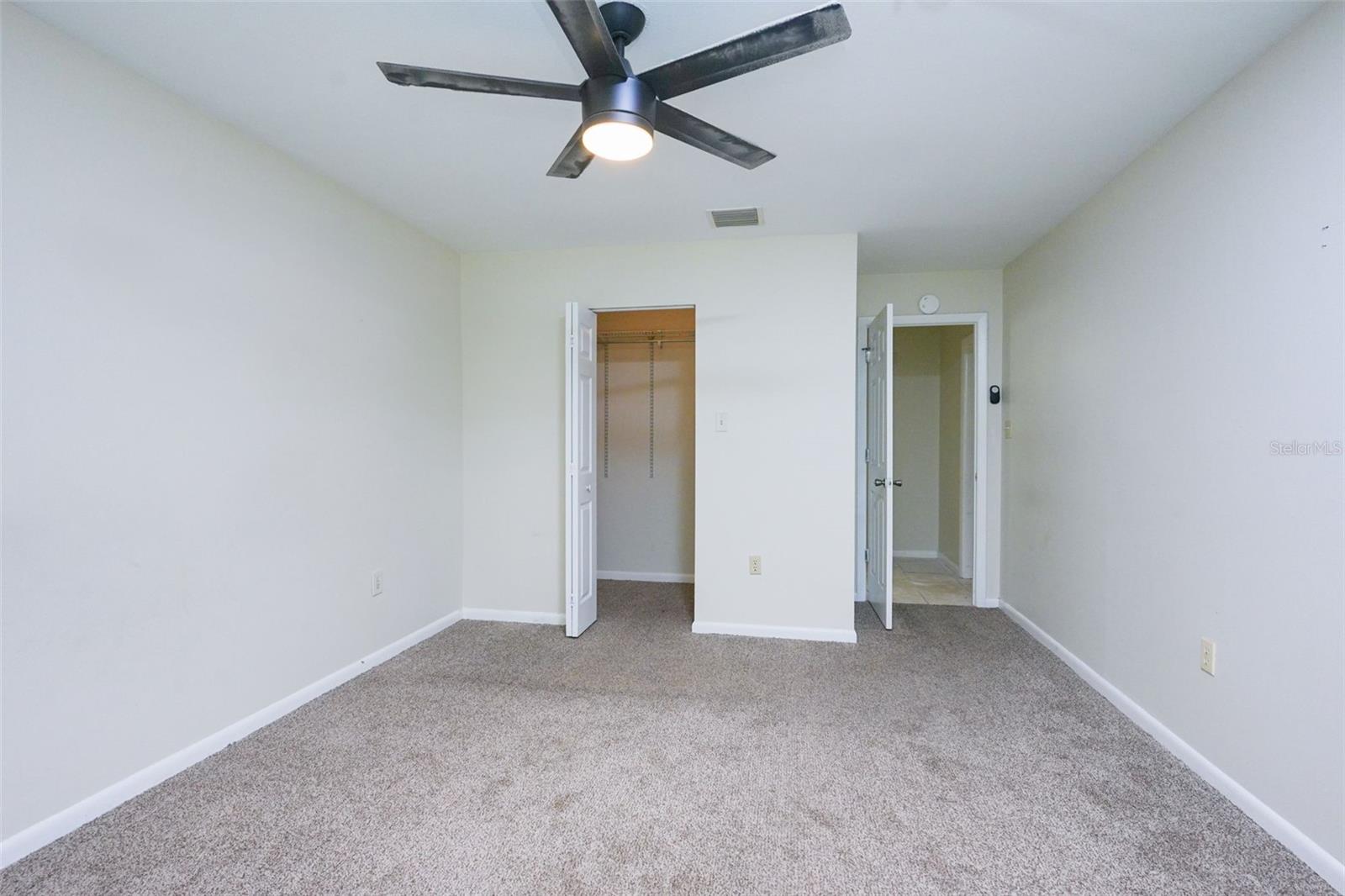 PINE GROVE CONDO AT BLOOMINGDALE - Residential