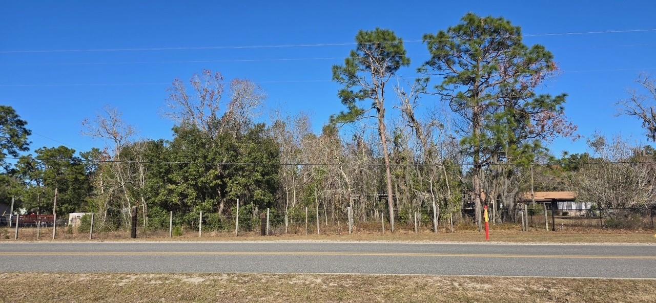 WOODLAND ACRES - Land
