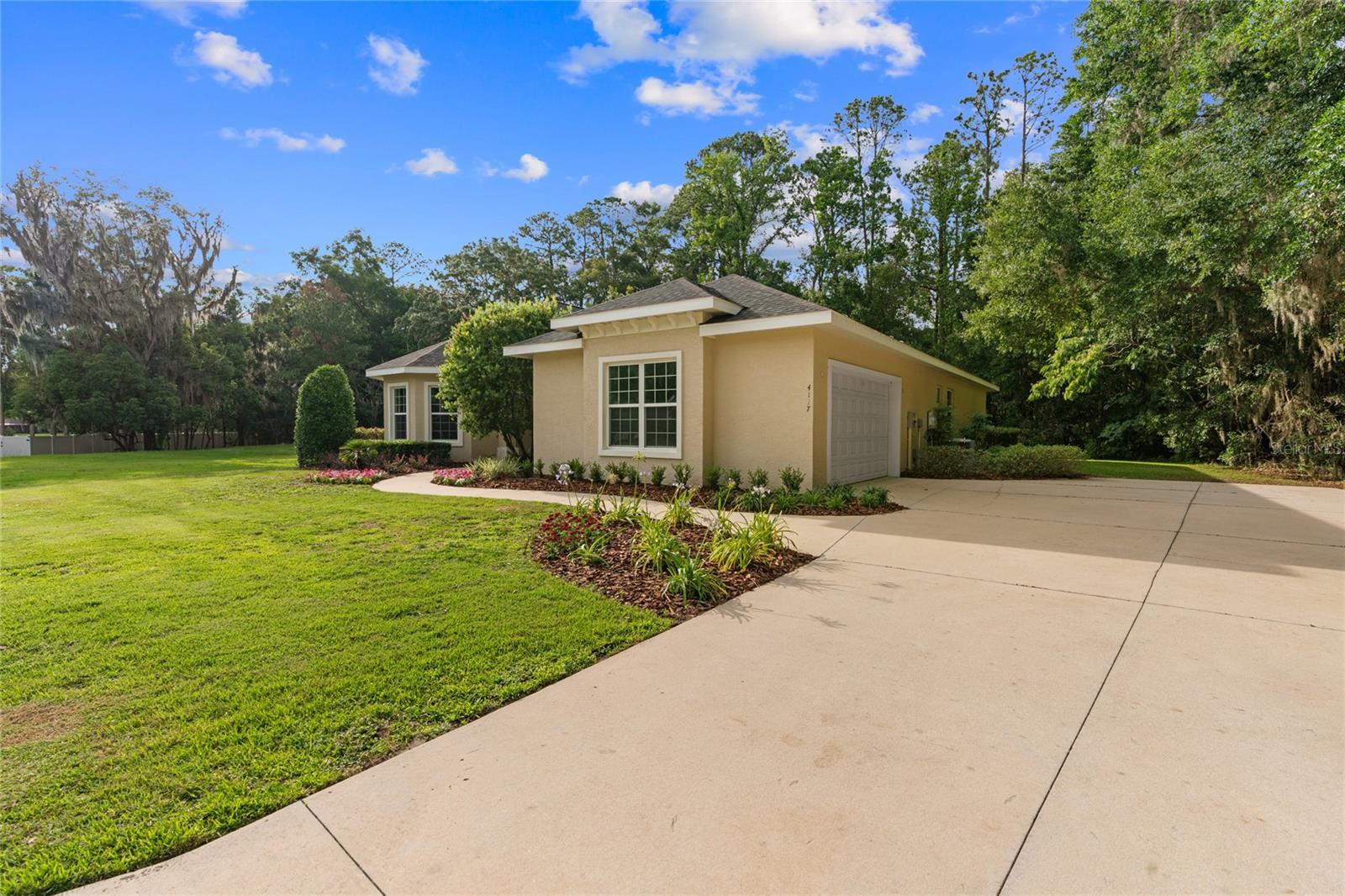 SUMMERSET ESTATE - Residential