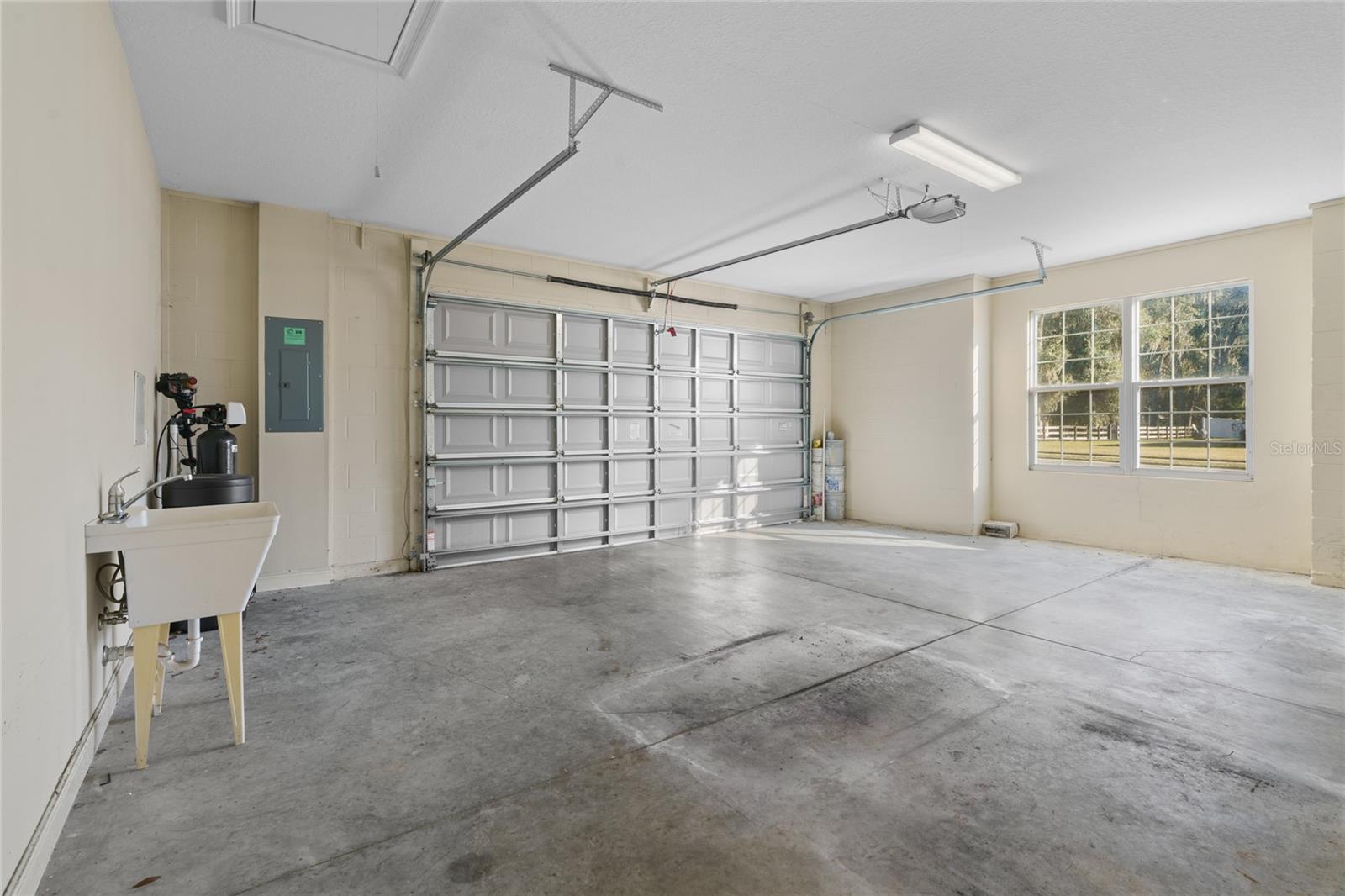 SUMMERSET ESTATE - Residential