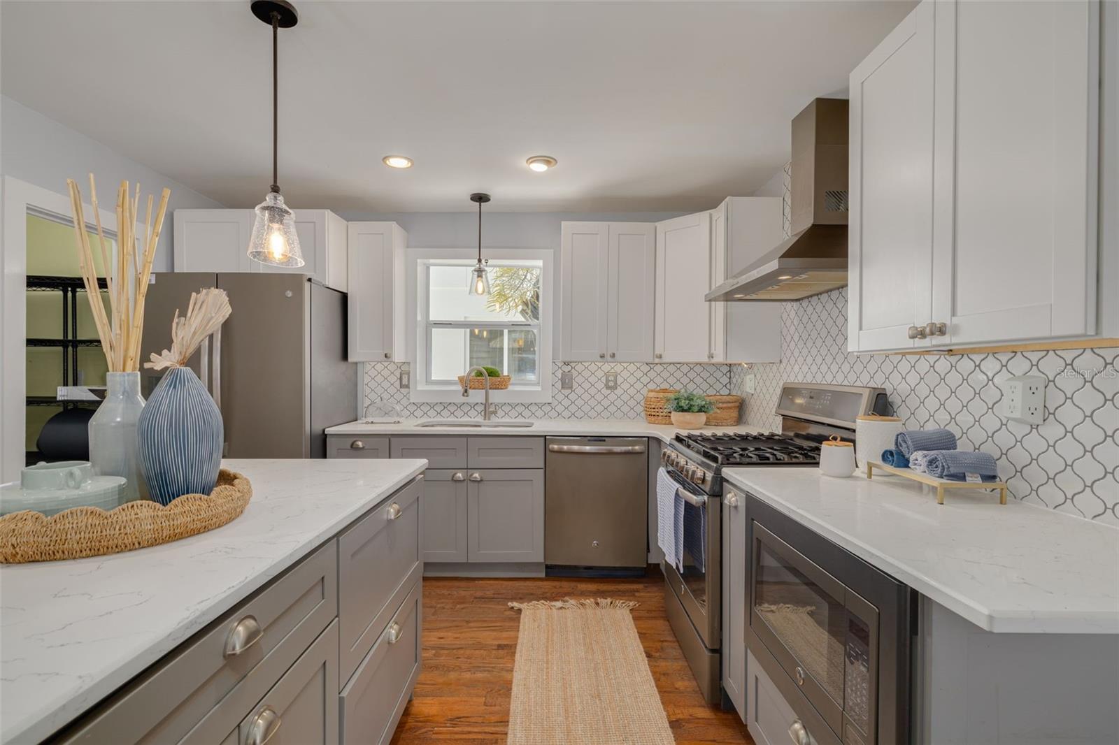 OAK HILL - Residential