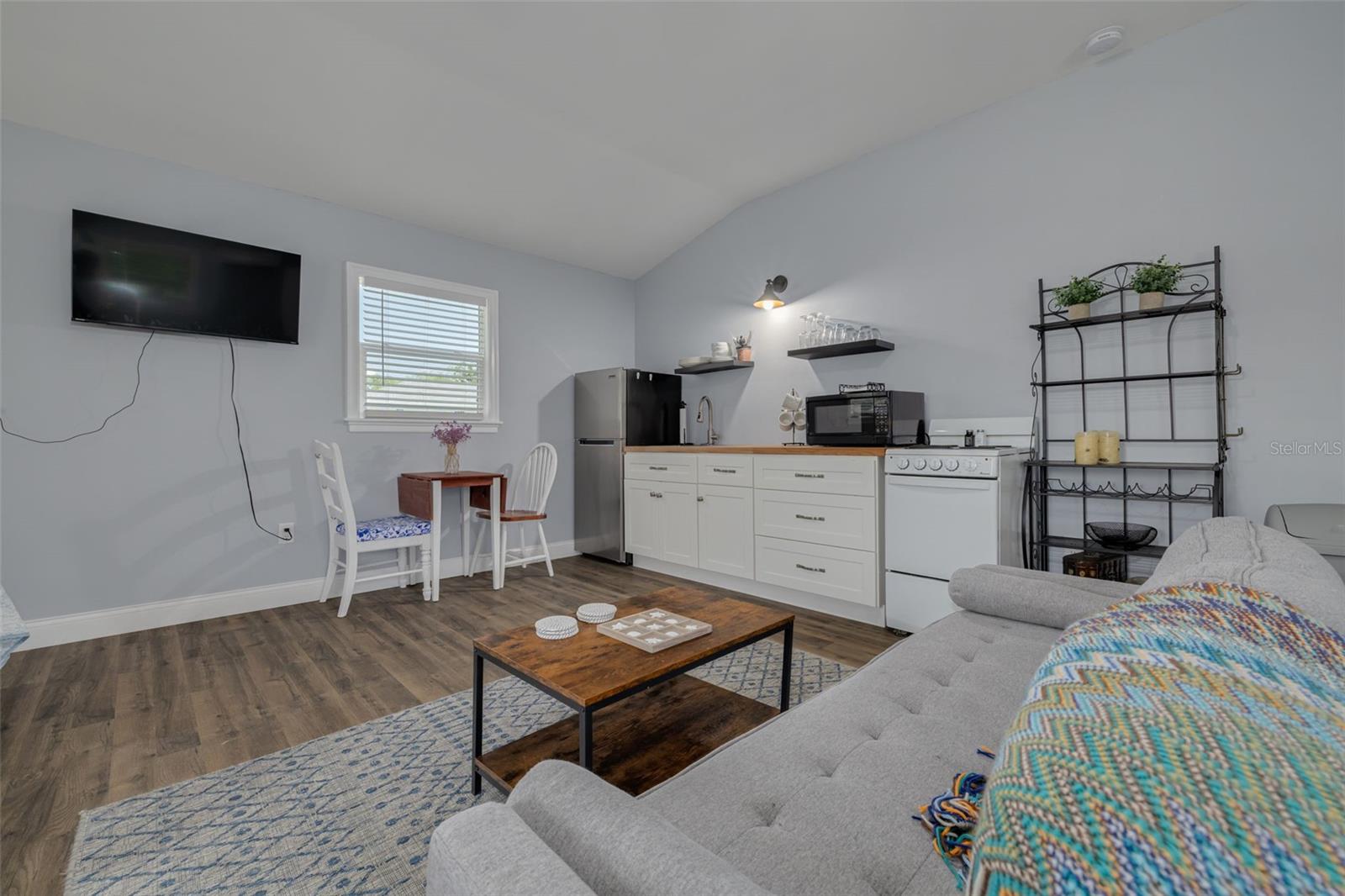 OAK HILL - Residential