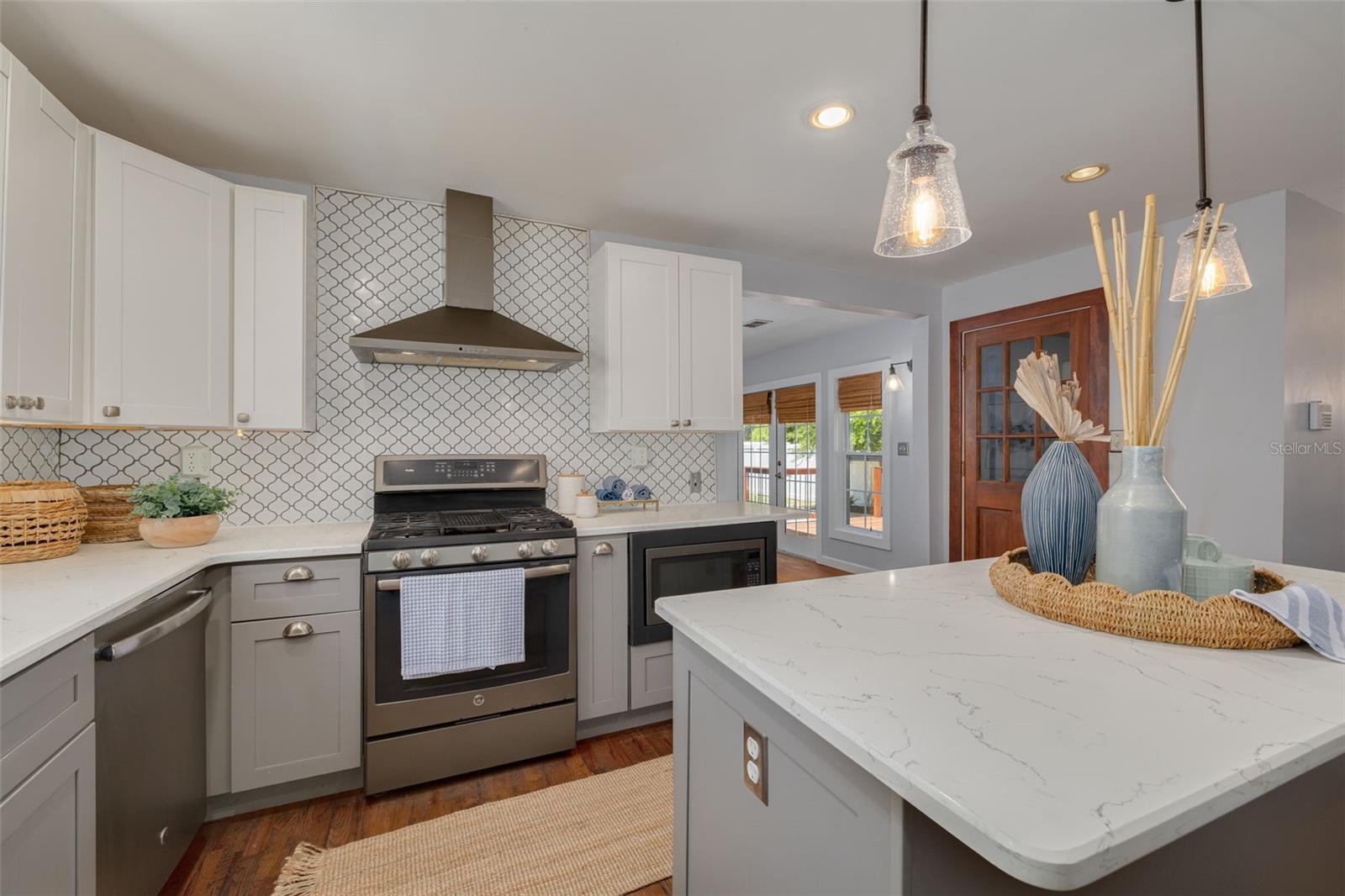 OAK HILL - Residential