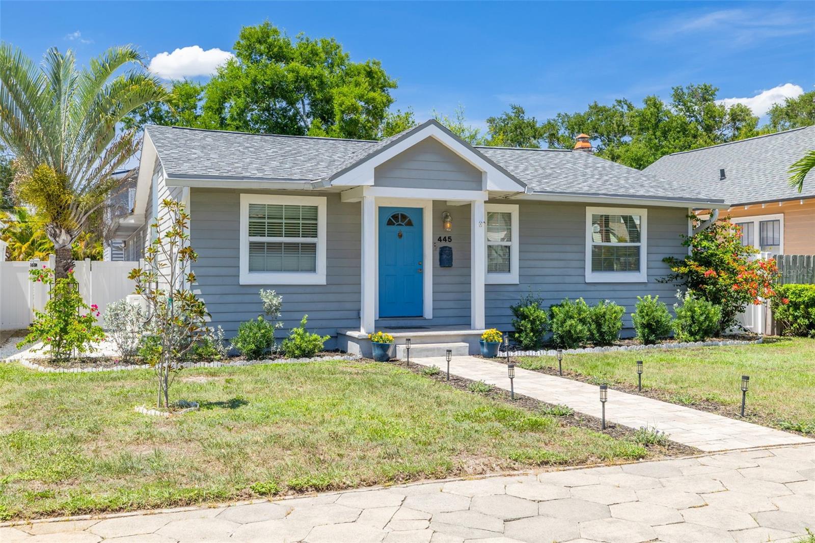 OAK HILL - Residential