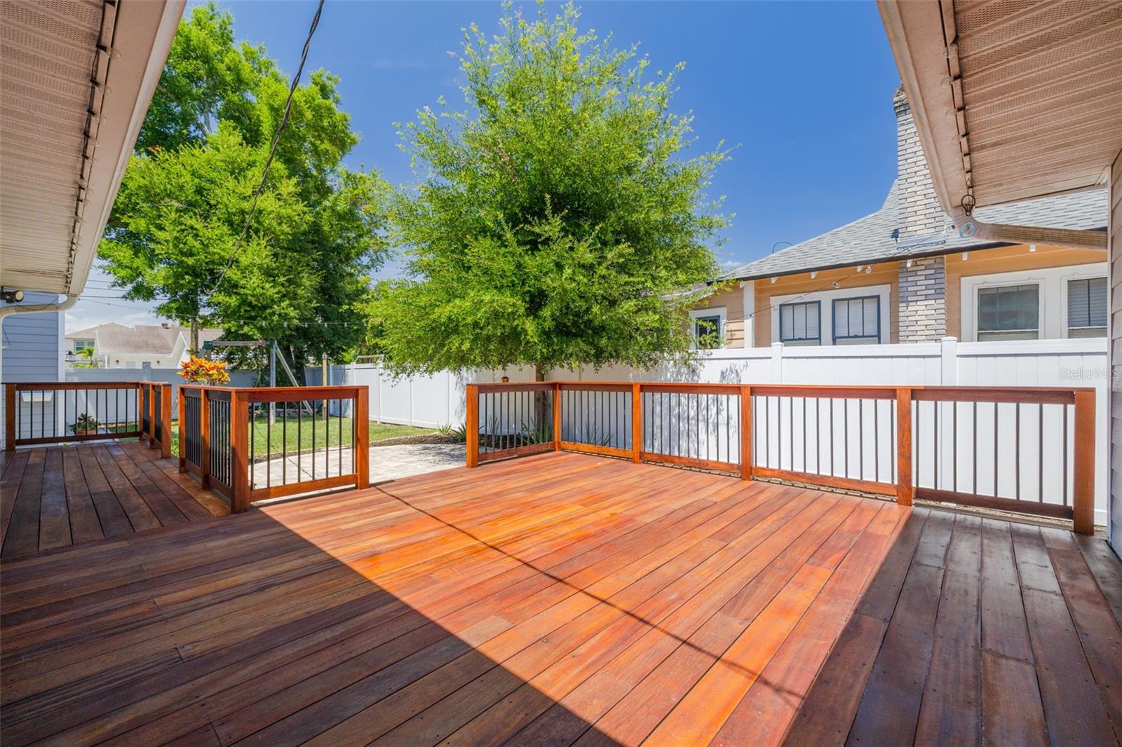 OAK HILL - Residential