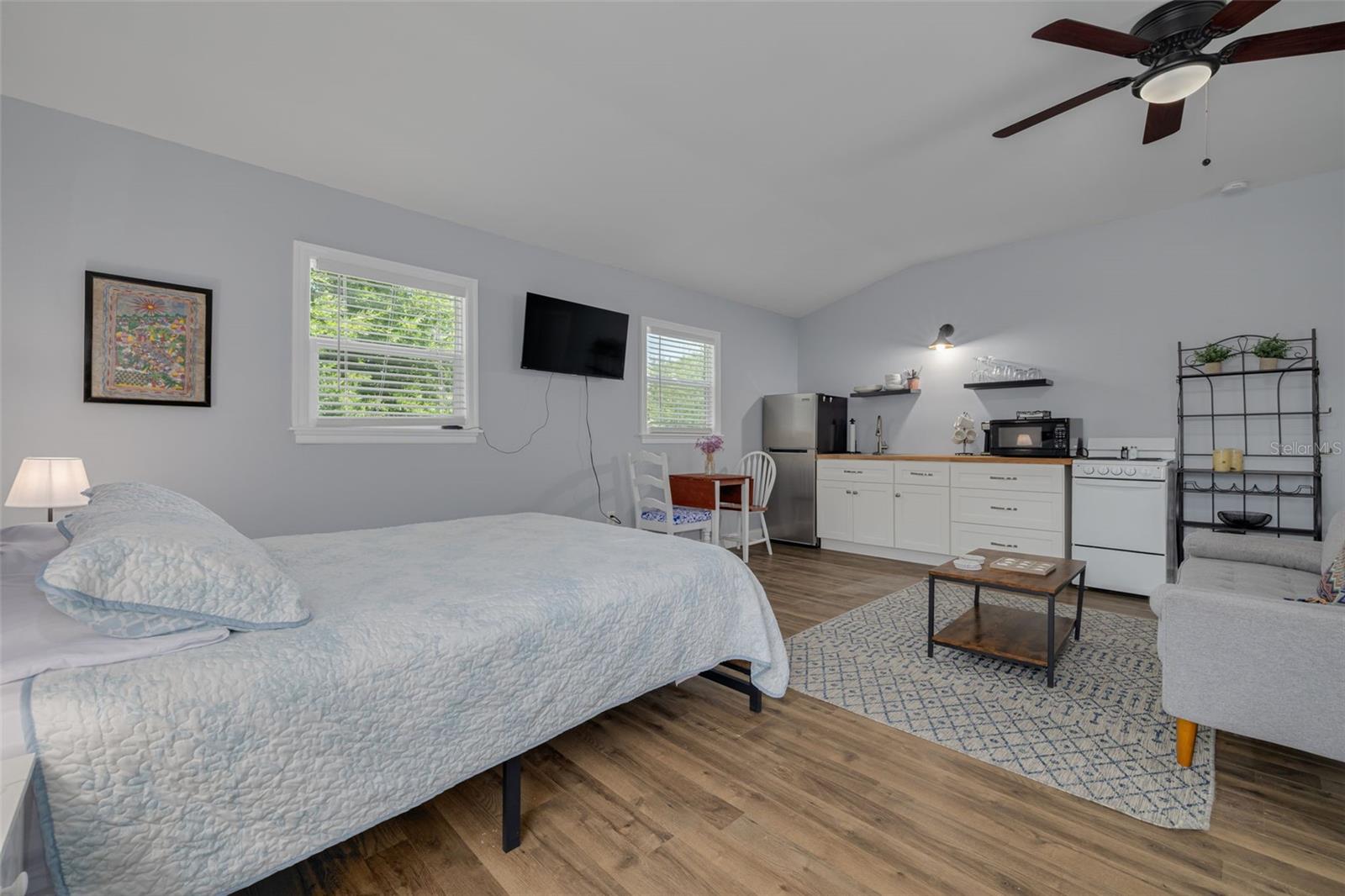 OAK HILL - Residential