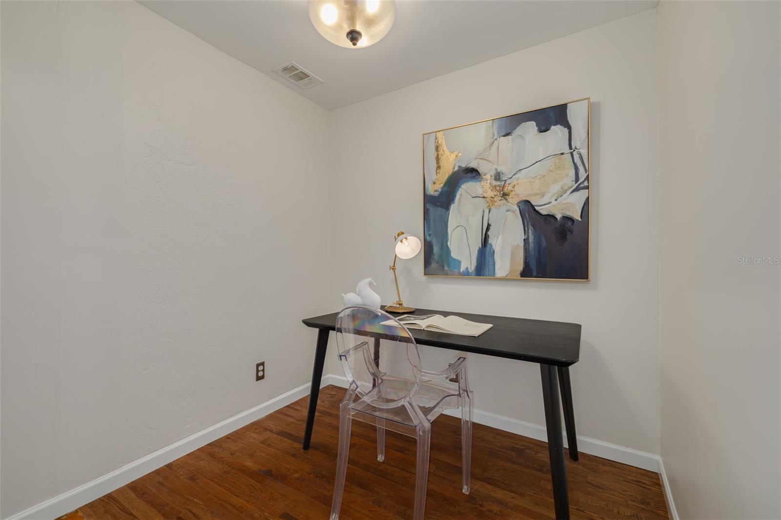 OAK HILL - Residential
