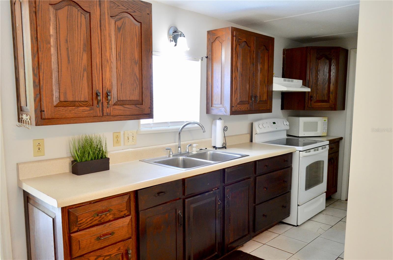 FOREST RDG #48-51 - Residential