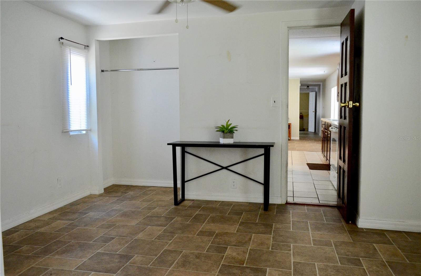 FOREST RDG #48-51 - Residential