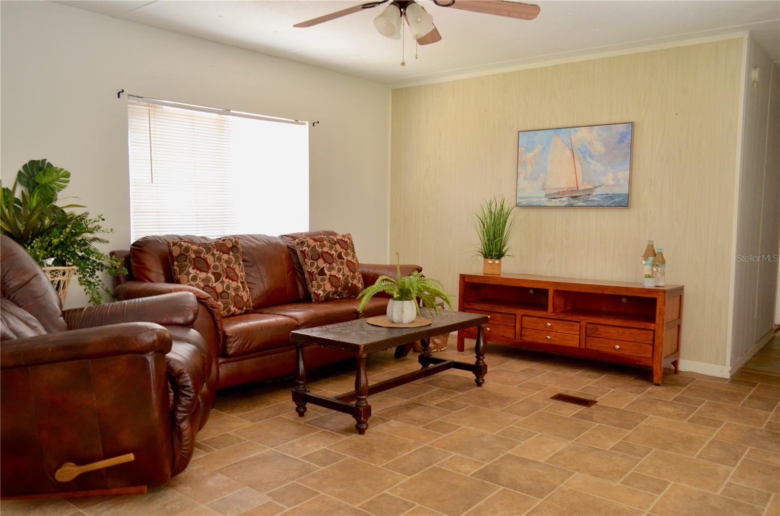 FOREST RDG #48-51 - Residential