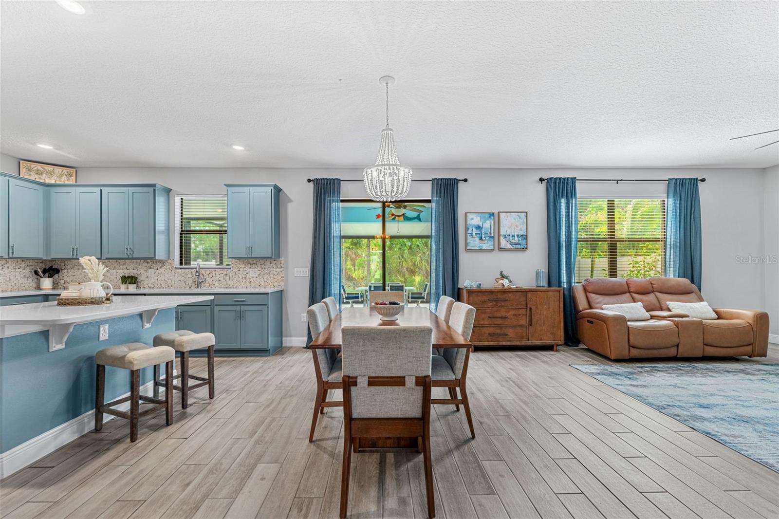 SAWGRASS LAKES THE WILLOWS - Residential