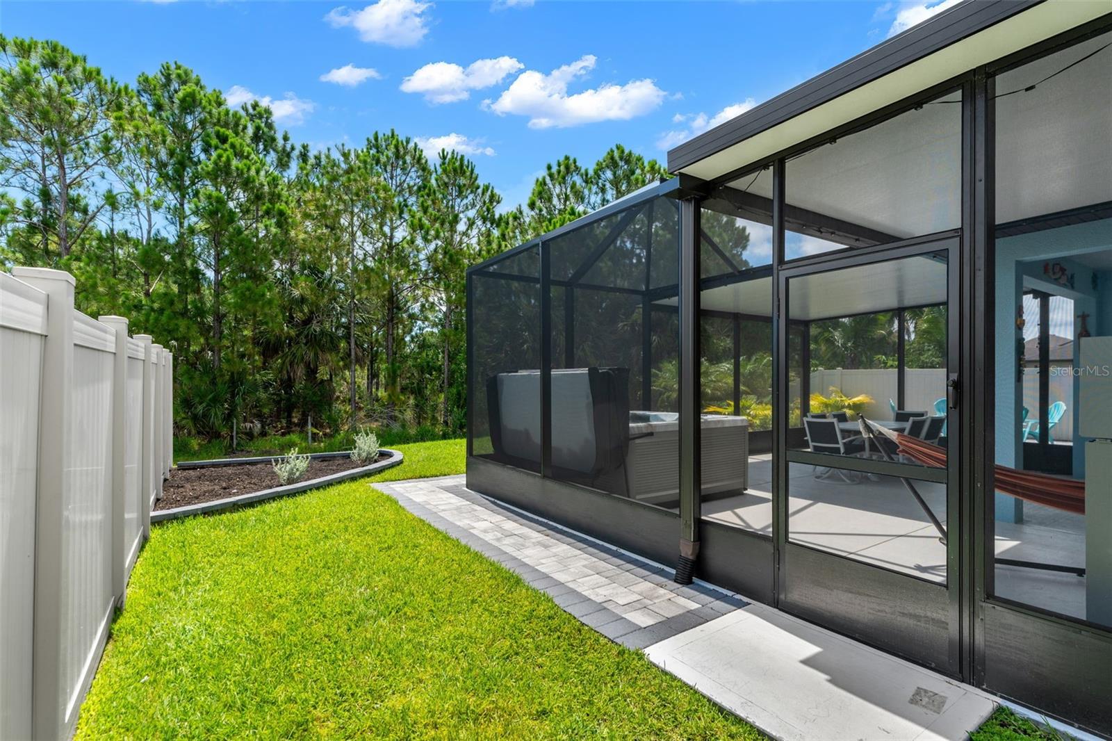 SAWGRASS LAKES THE WILLOWS - Residential