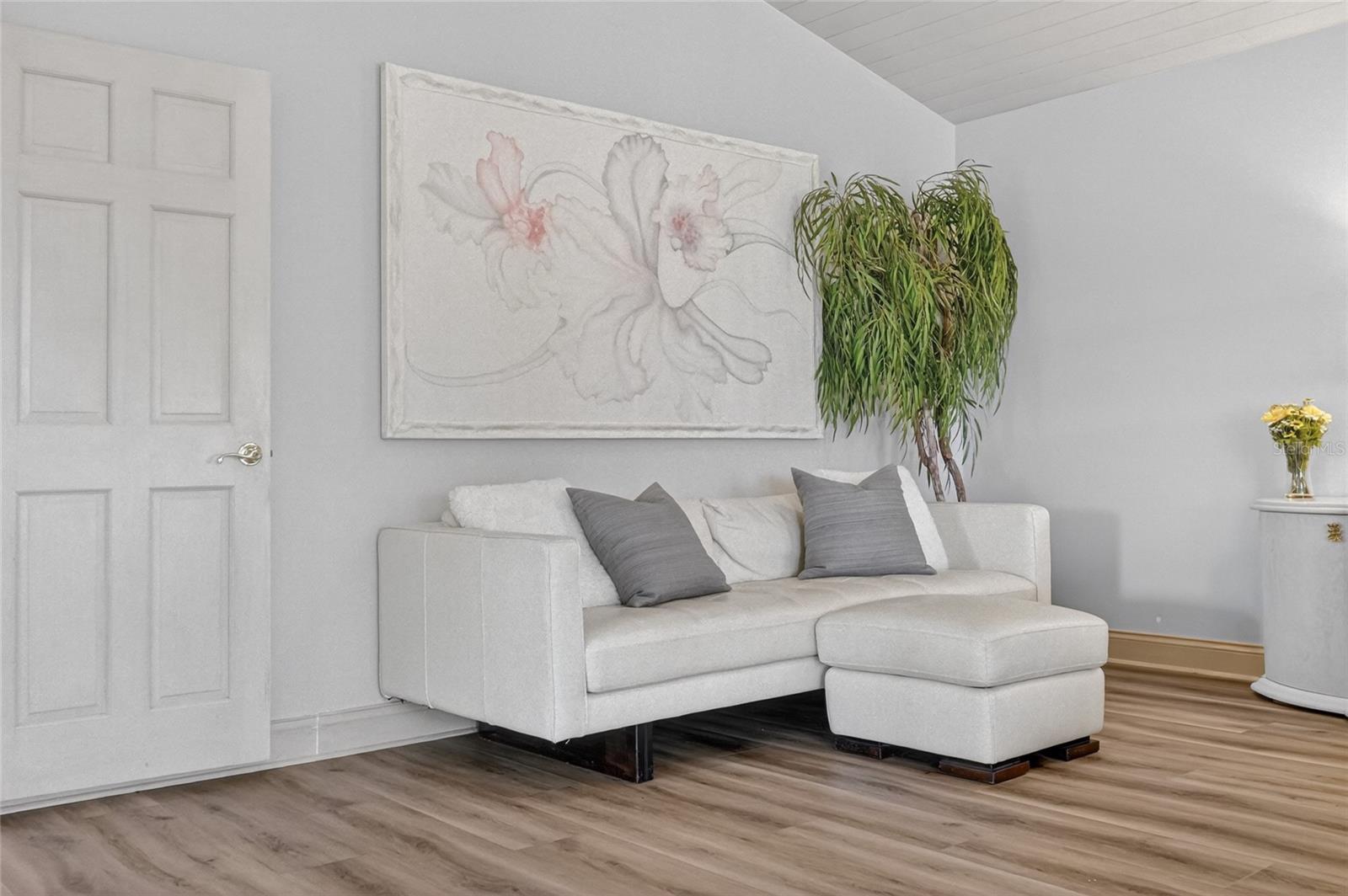 GRANADA ESTATES - Residential