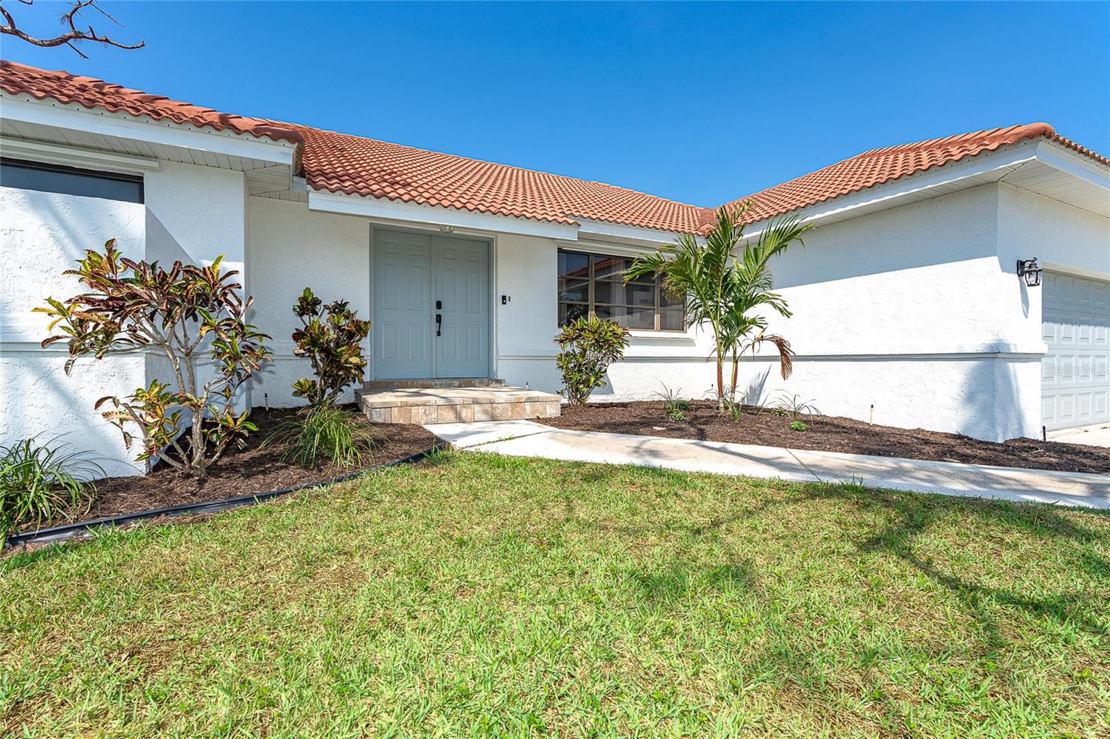 CAPE HAZE WINDWARD - Residential