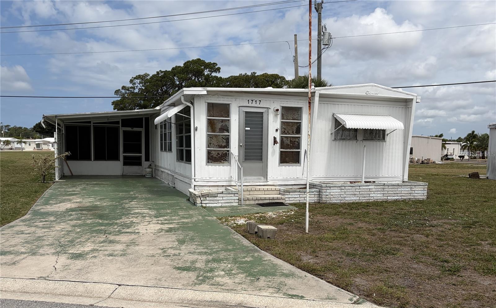 TRI-PAR ESTATES - Residential