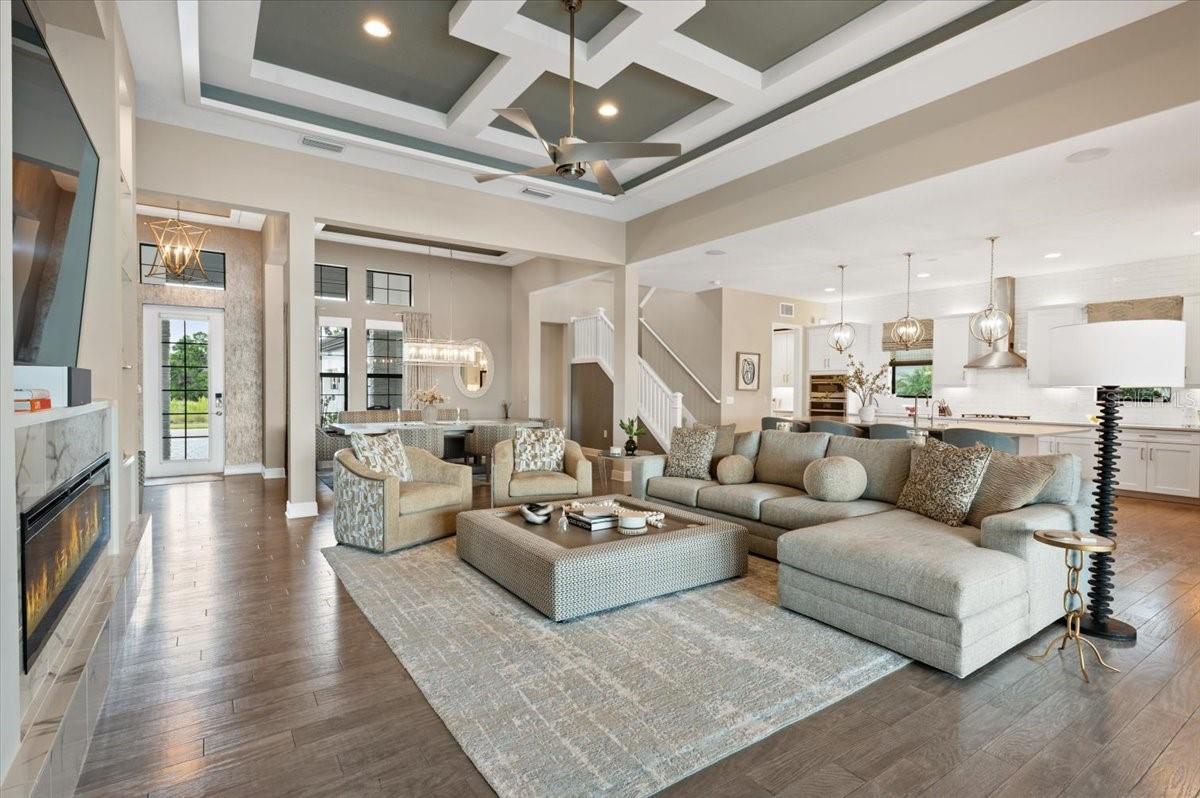 LAKEHOUSE COVE AT WATERSIDE - Residential