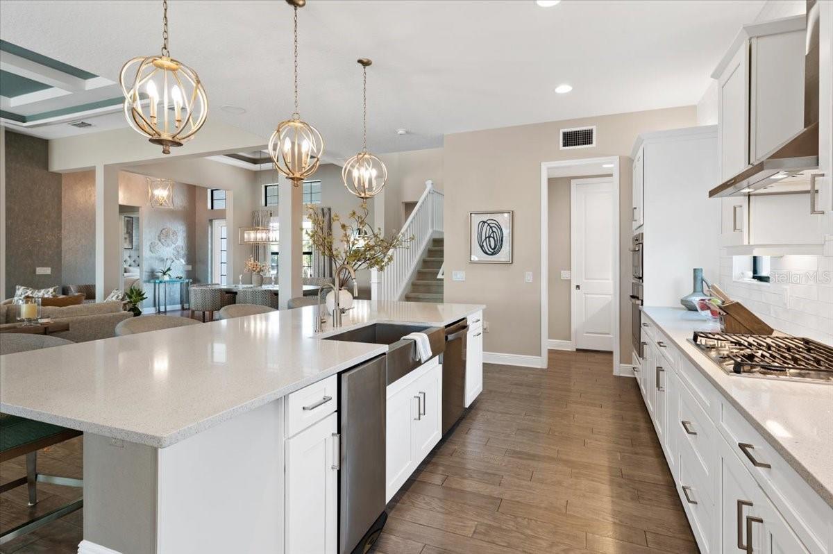 LAKEHOUSE COVE AT WATERSIDE - Residential