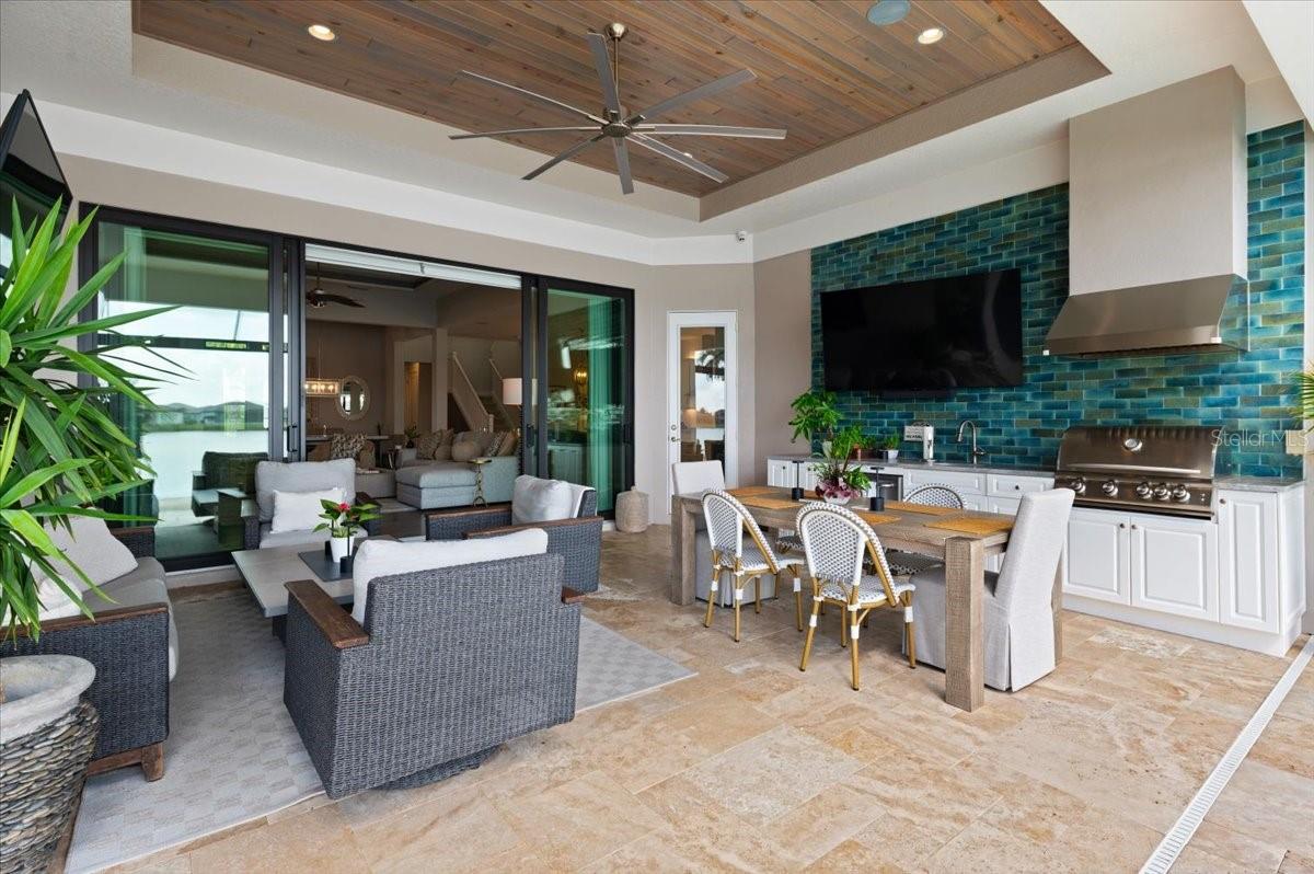 LAKEHOUSE COVE AT WATERSIDE - Residential