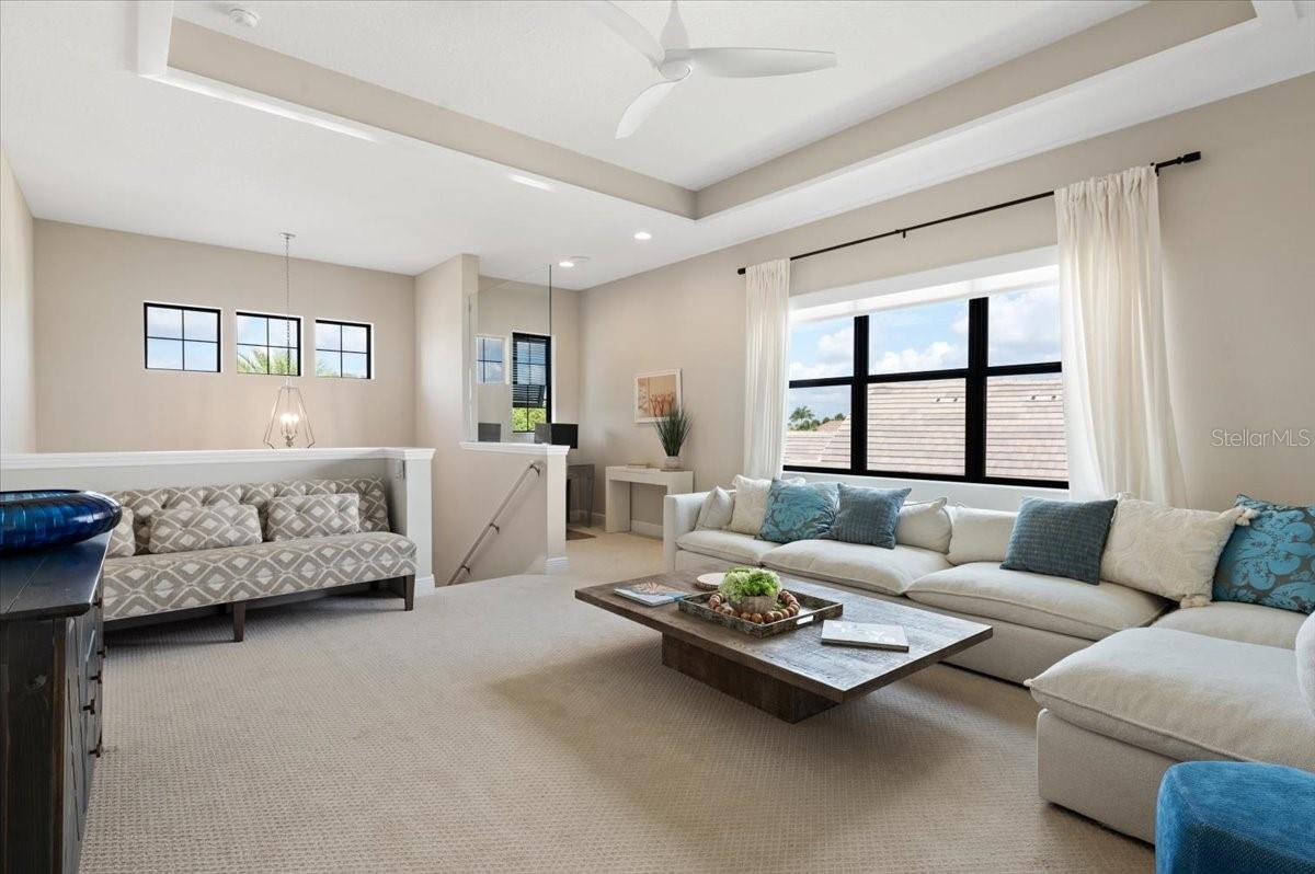 LAKEHOUSE COVE AT WATERSIDE - Residential