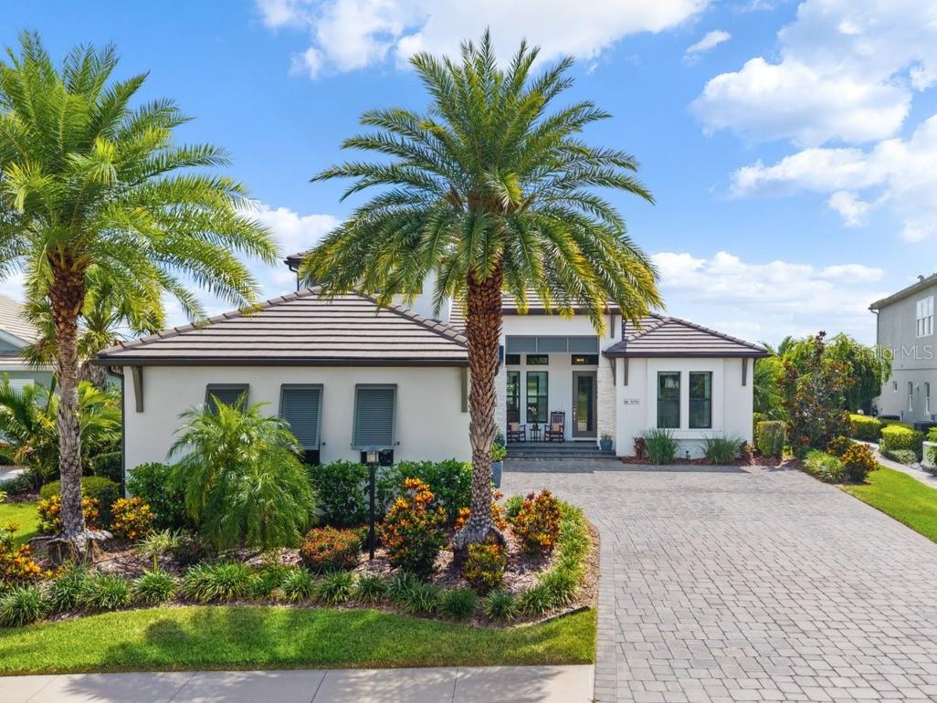 LAKEHOUSE COVE AT WATERSIDE - Residential