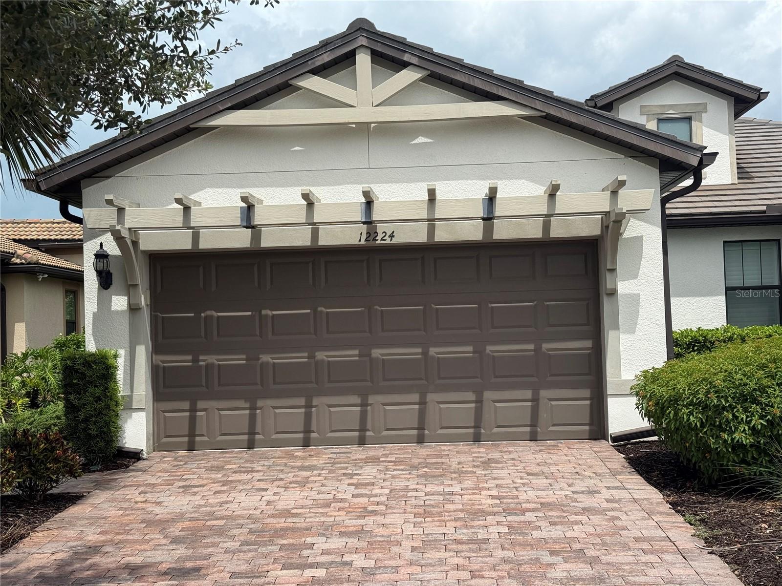 Off-season rental available, through January 31st, 2027, in the sought after gated community of Hammock Preserve in Palmer Ranch, Sarasota. This beautifully furnished villa has three bedrooms, two-full baths and open concept floorplan. Enjoy relaxing on the lanai which backs up to the quite wildlife preserve. Live in easy walking distance to outstanding amenities, resort style pool, hot tub, state of the art gym, luxurious clubhouse, pickleball, tennis and bocce ball courts. The kitchen is complete with natural gas, granite countertops, breakfast bar, stainless steel appliances and pantry. The primary bedroom offers a view of palm trees and natural greenery. The primary bedroom also has a tray ceiling and ceiling fan. The en-suite primary bath has dual sinks, a walk in shower and large walk in closet. Both bathrooms have matching granite countertops. Colors are light and airy, 21" ceramic tiles throughout.  Located within minutes of award winning Siesta Key beach, the Legacy Bike Trail, Interstate 75, downtown, golf, wonderful dining and shopping experiences.