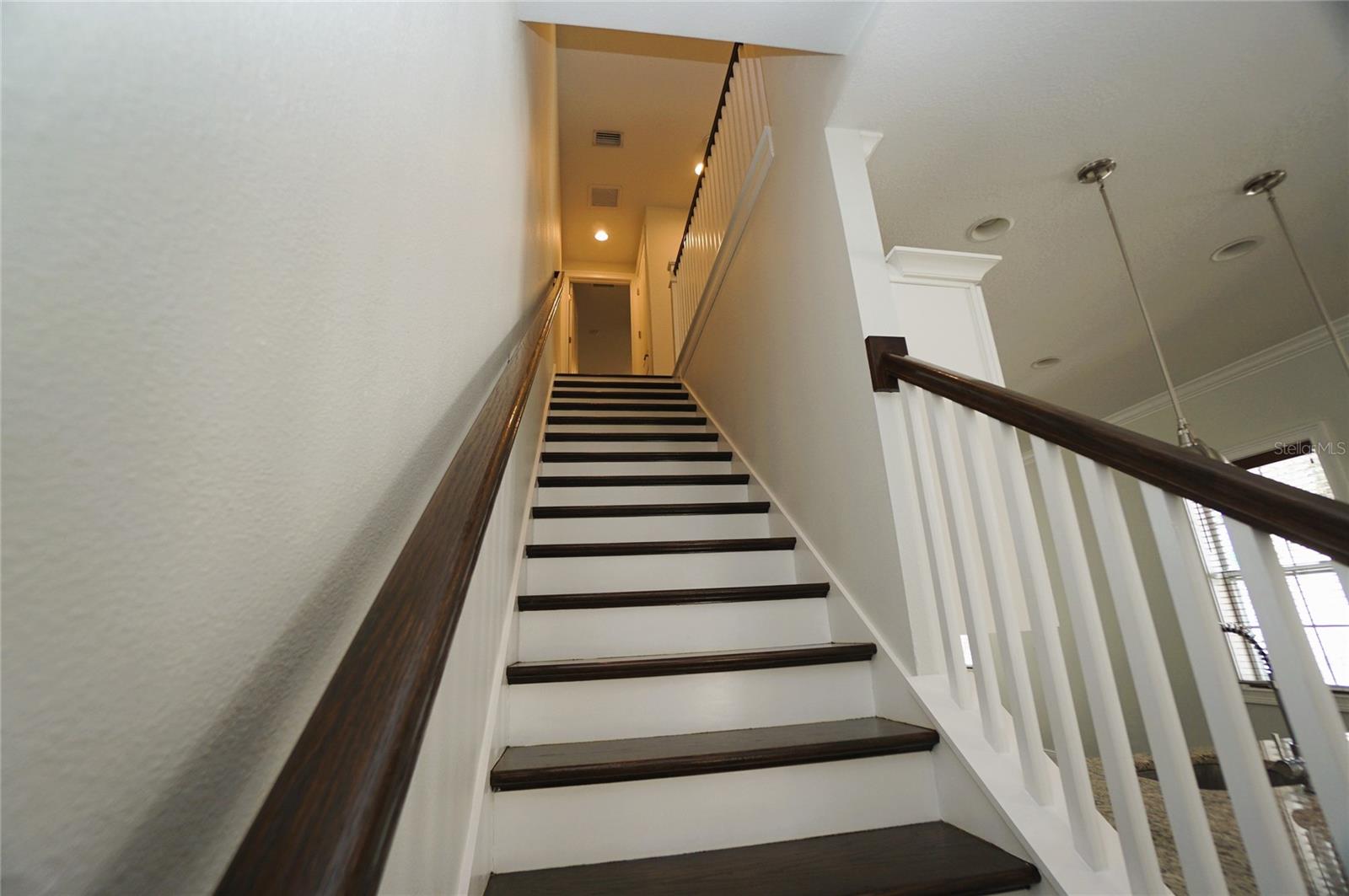 HUBERT GARDEN HOMES - Residential Lease