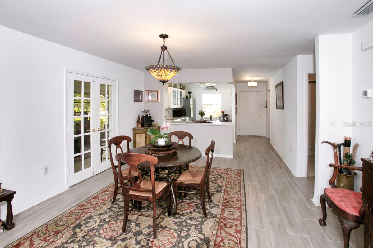 CAMBRIDGE VILLAGE WEST - Residential