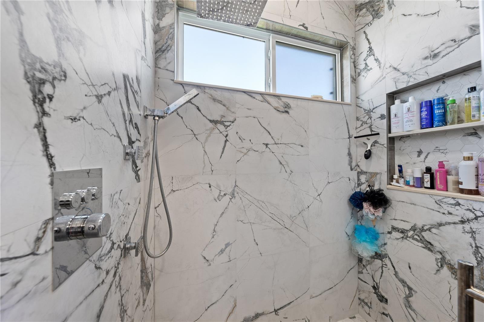 BVL UNIT 3 - Residential