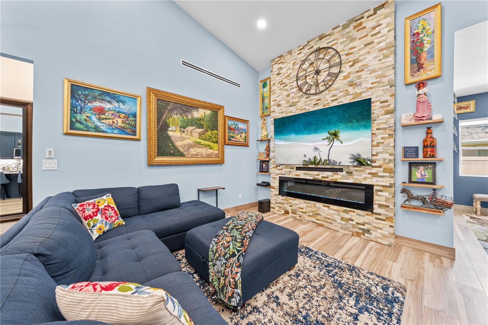 BVL UNIT 3 - Residential