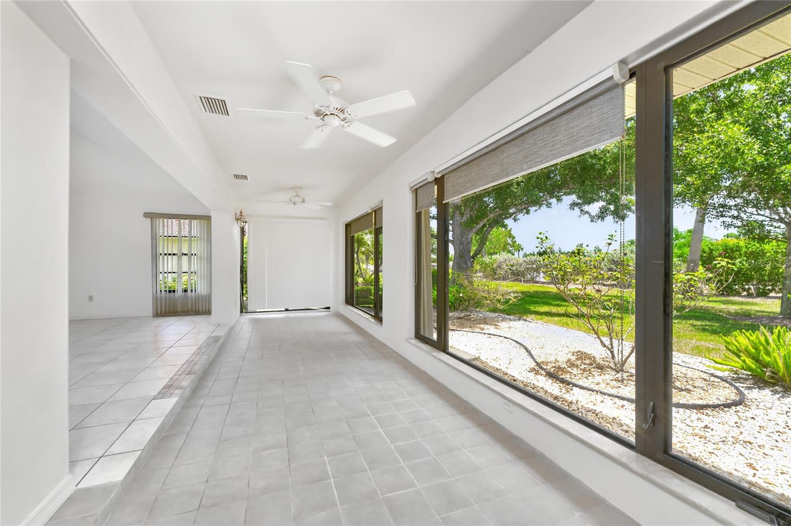 KINGSWAY GOLF VILLAS FIRST ADD - Residential