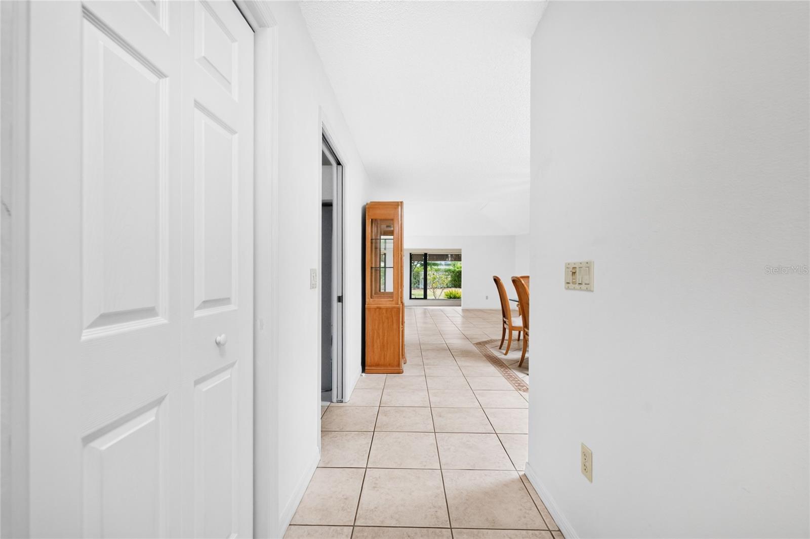 KINGSWAY GOLF VILLAS FIRST ADD - Residential