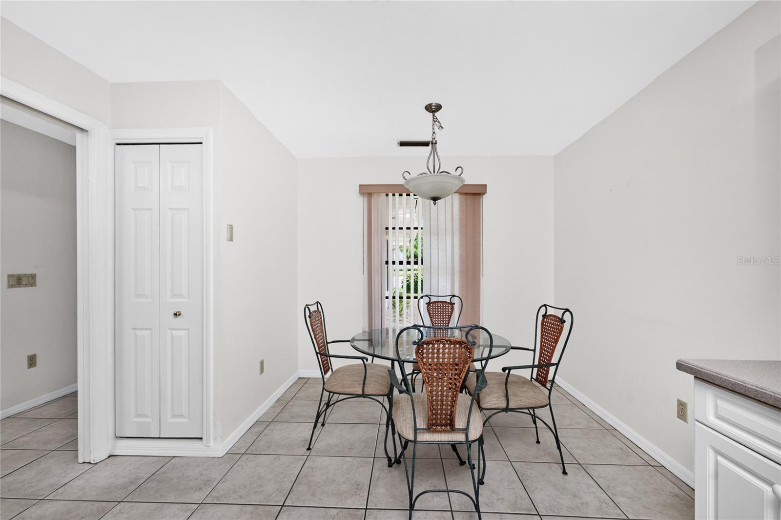 KINGSWAY GOLF VILLAS FIRST ADD - Residential