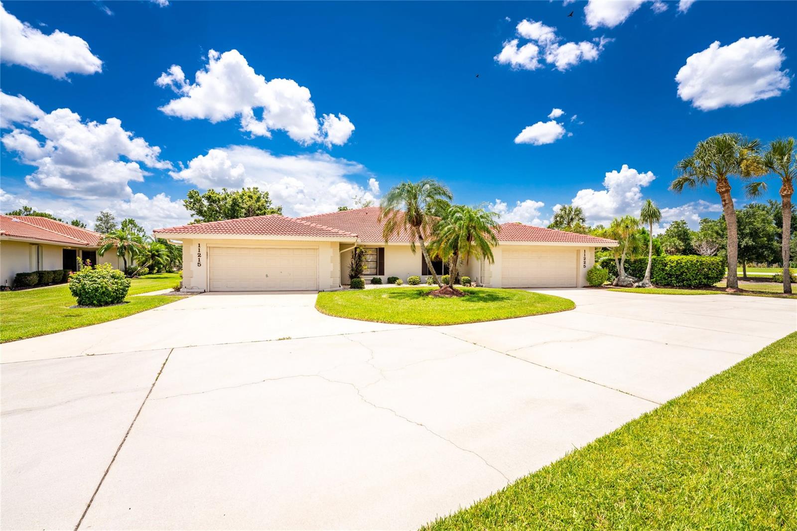 KINGSWAY GOLF VILLAS FIRST ADD - Residential