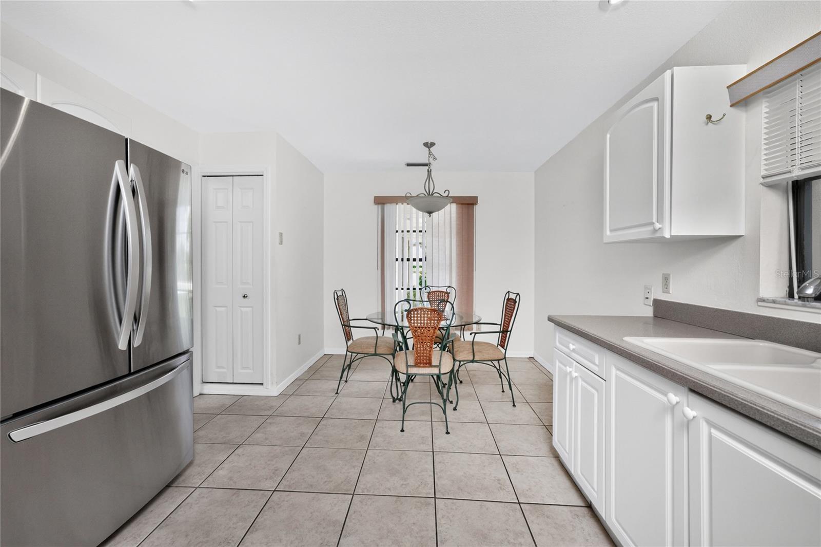 KINGSWAY GOLF VILLAS FIRST ADD - Residential