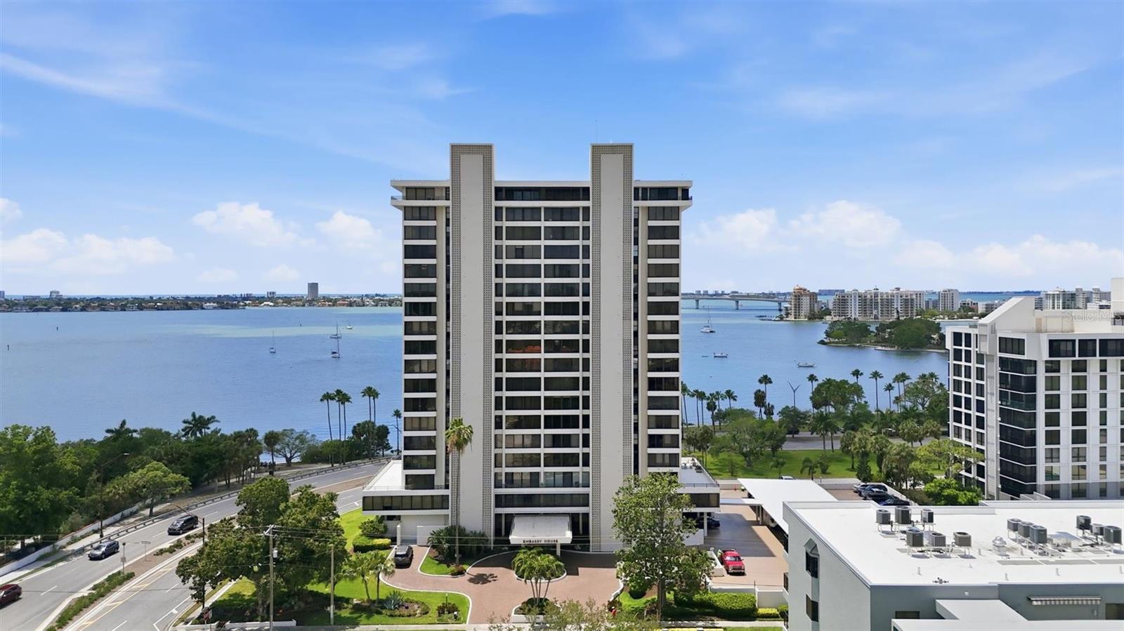 EMBASSY HOUSE - Residential