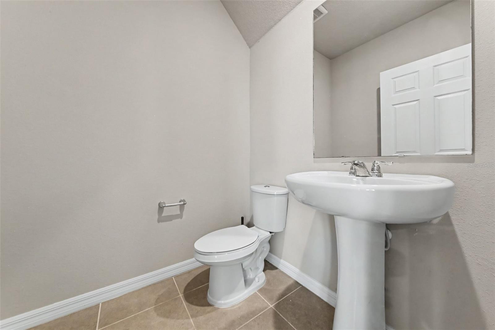 LAKE DENHAM ESTATES - Residential