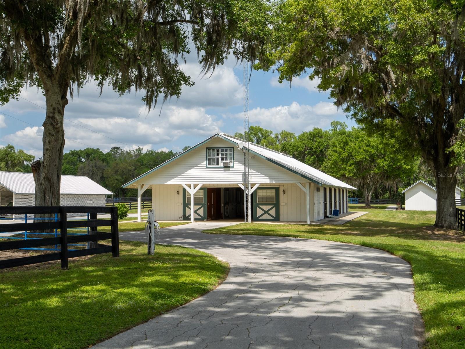 SOUTHERN VIEW FARM - Residential