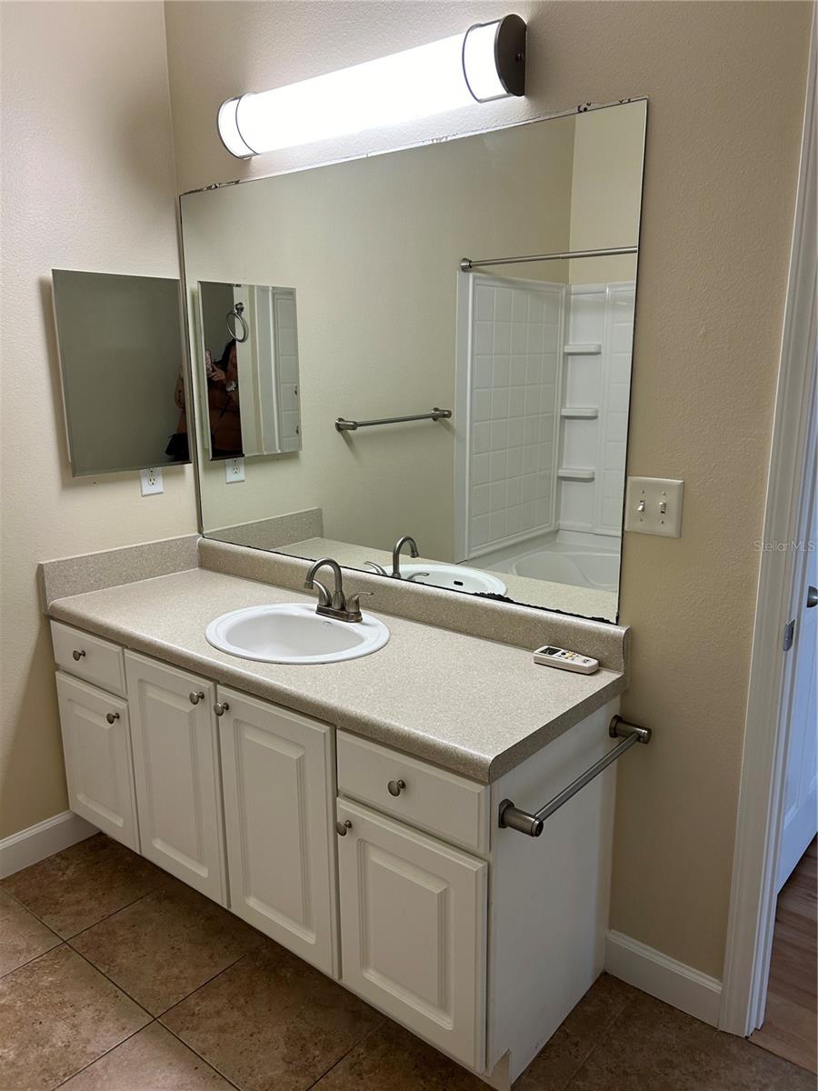 THE PALMS OF CORTEZ - Residential Lease