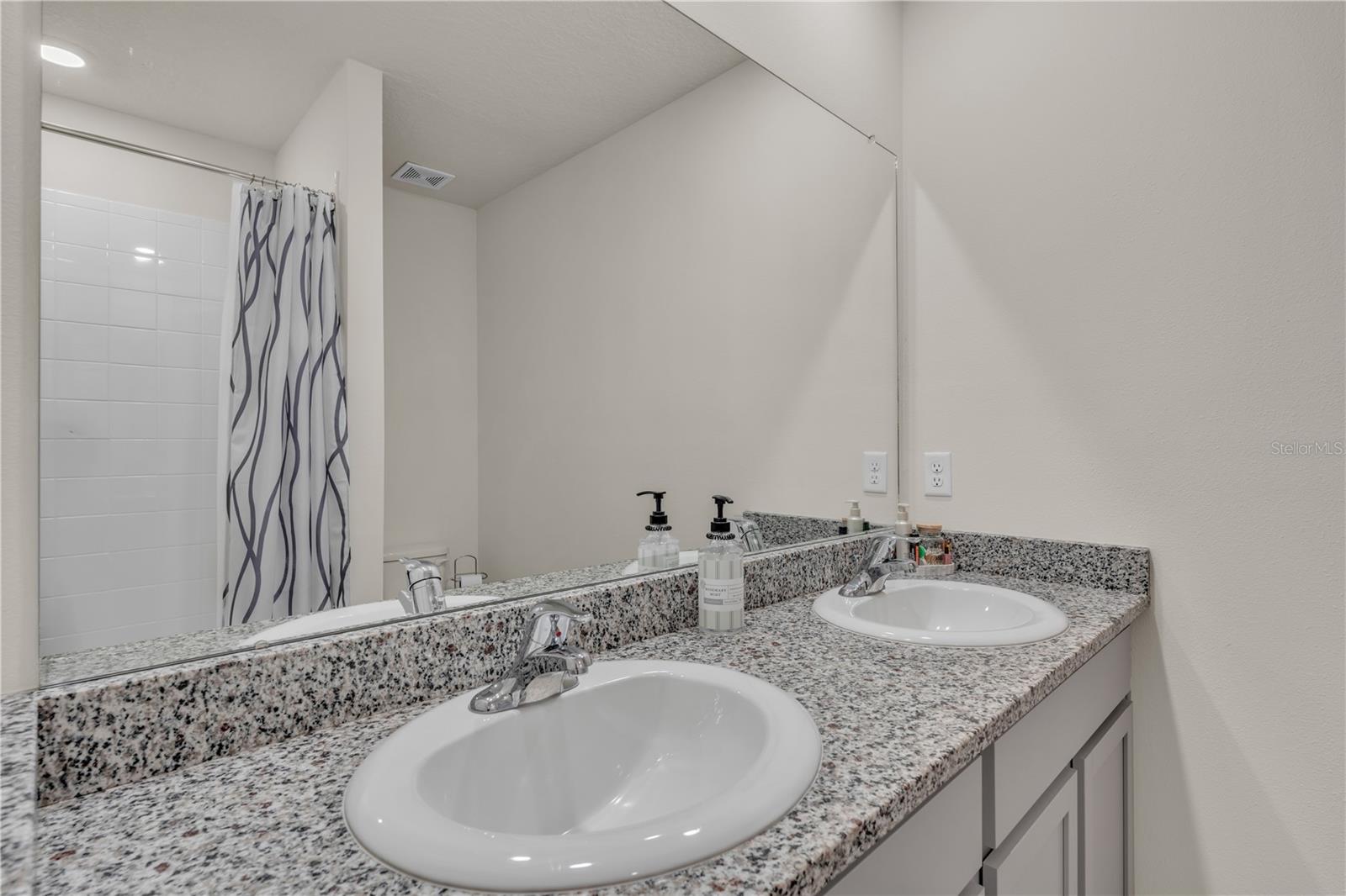 STAR FARMS PH IV SUBPH A - Residential