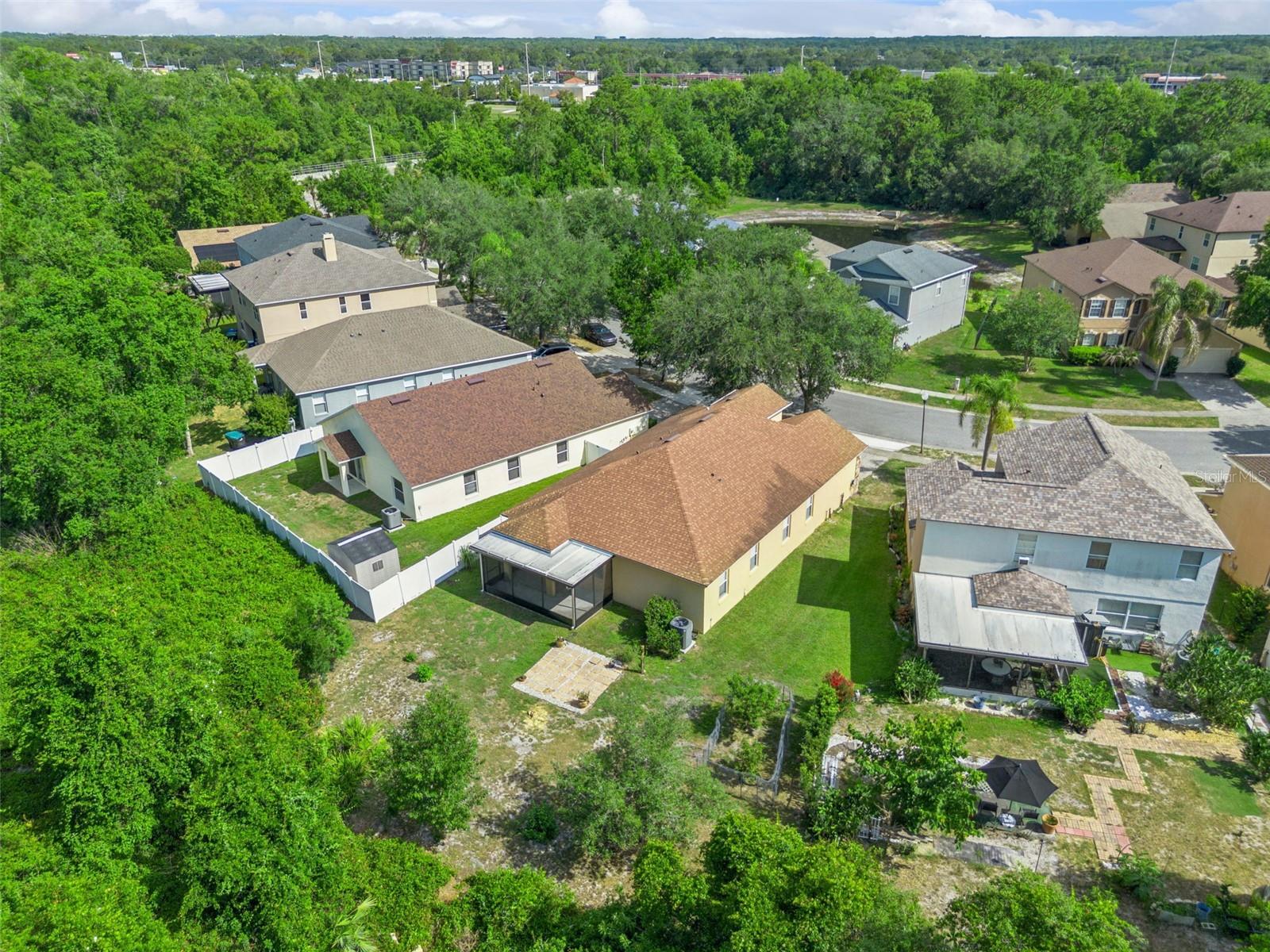 WATERFORD TRLS PH I - Residential Lease