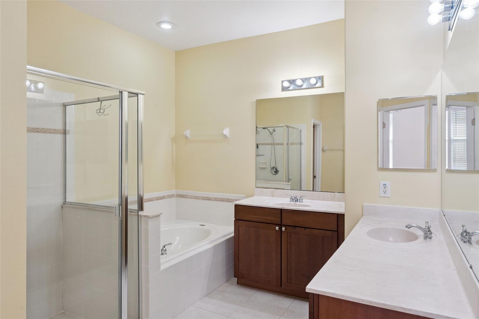 WATERFORD TRLS PH I - Residential Lease