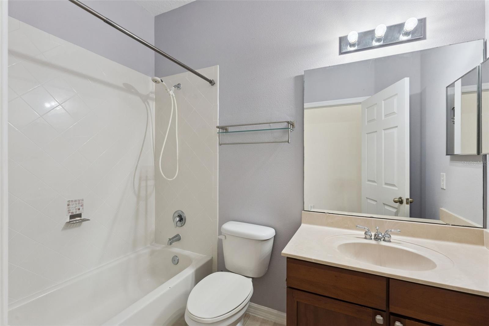 WATERFORD TRLS PH I - Residential Lease