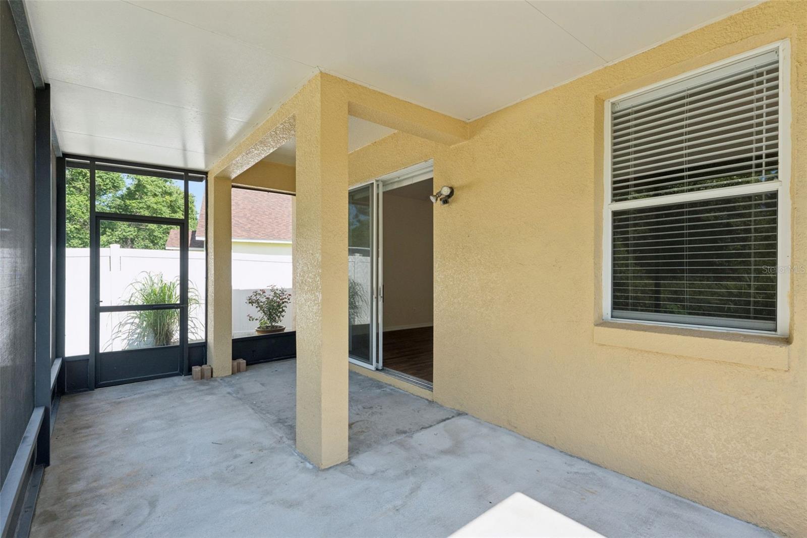 WATERFORD TRLS PH I - Residential Lease