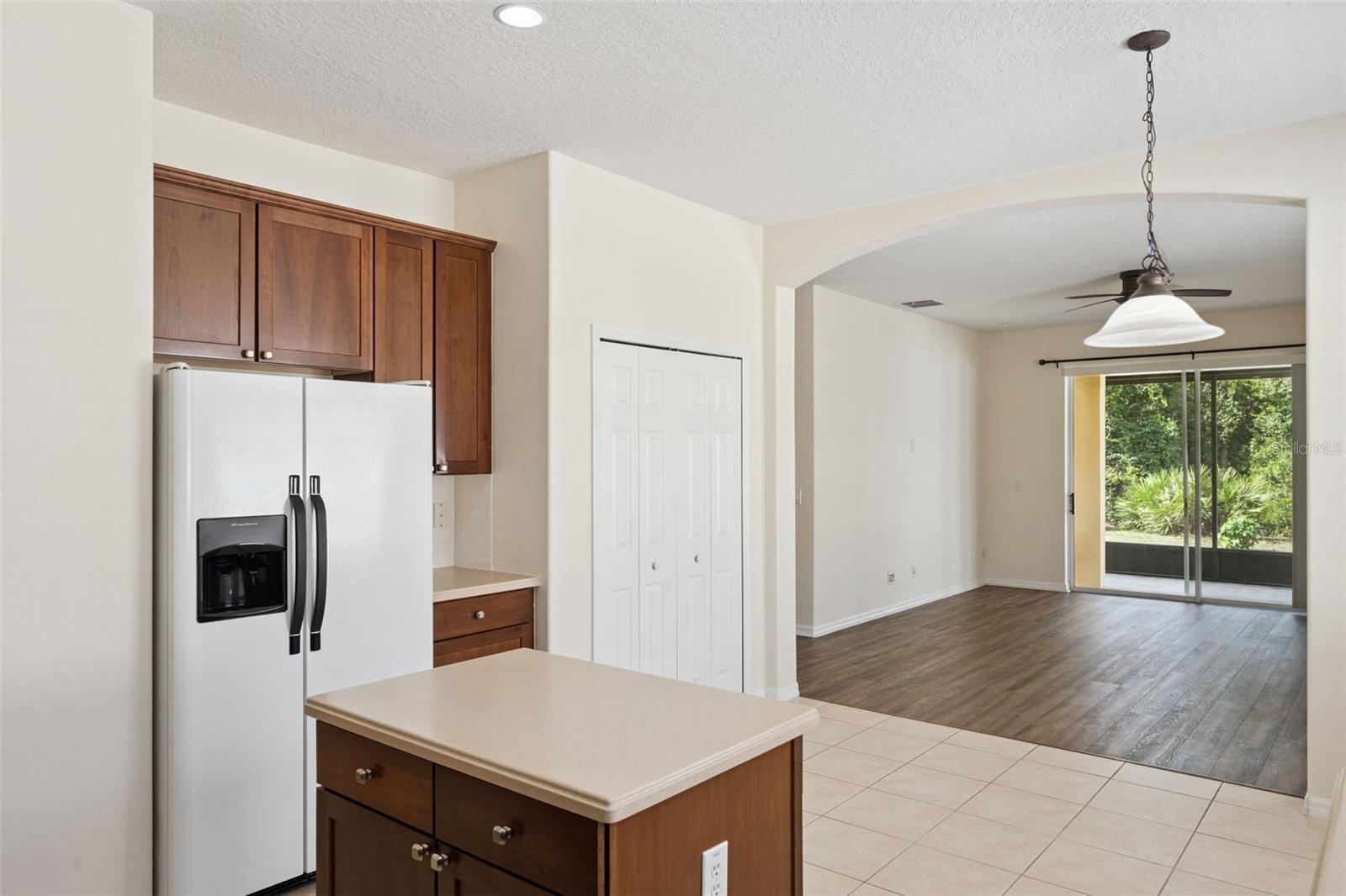WATERFORD TRLS PH I - Residential Lease