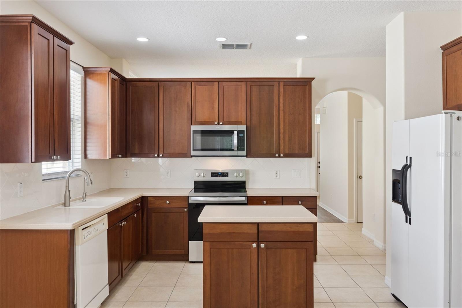 WATERFORD TRLS PH I - Residential Lease