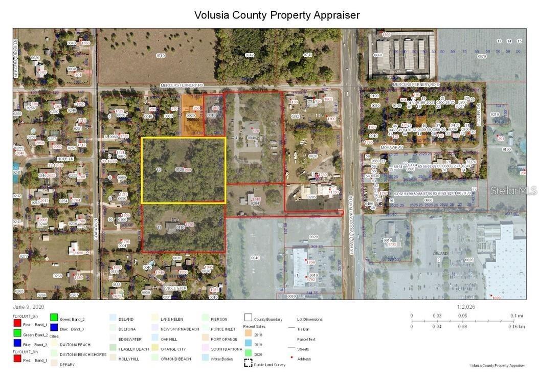 This is residential vacant land located in one of the best neighborhood in Deland Florida. You can build single family home with swimming pool, RV parking & boat parking. This land is close to Wal-mart, Publix, Winn Dixie and Lows. Very easy in and out. Lot size is 3.3 Acres. This land is located very prime location to build your dream home.