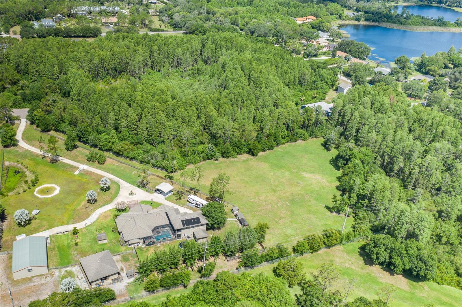 HORSESHOE ESTATES - Land
