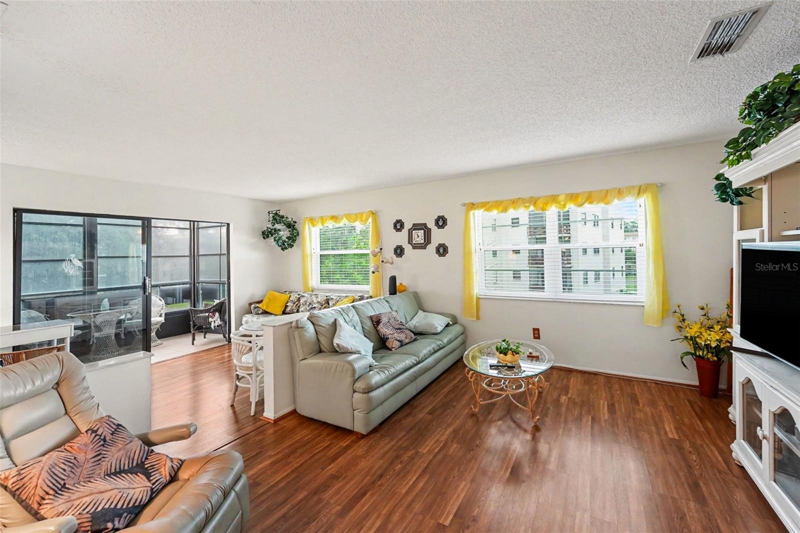 TERRACE PARK OF FIVE TOWNS - Residential