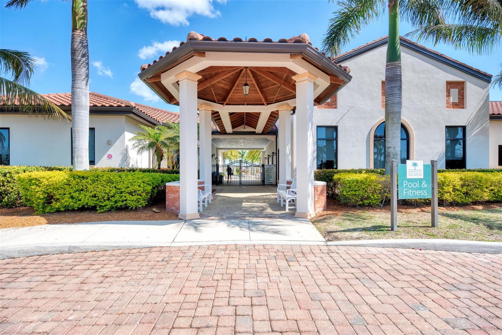 SARASOTA NATIONAL PH 13-C - Residential